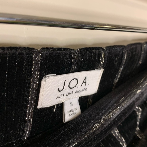 J.O.A. Asymmetrical Mini Skirt - Picture 3 of 9